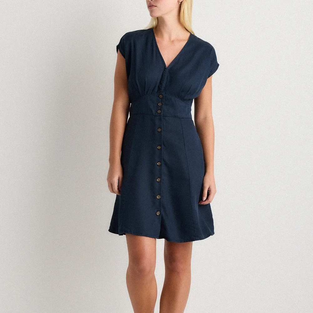 NWT Quince Navy Vintage Wash Tencel Button-Down Dress